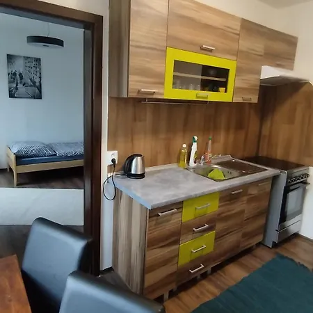 Apartament Eli *
